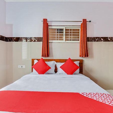 Hotel O Sri Sai Guru Comforts Yelahanka Eksteriør bilde