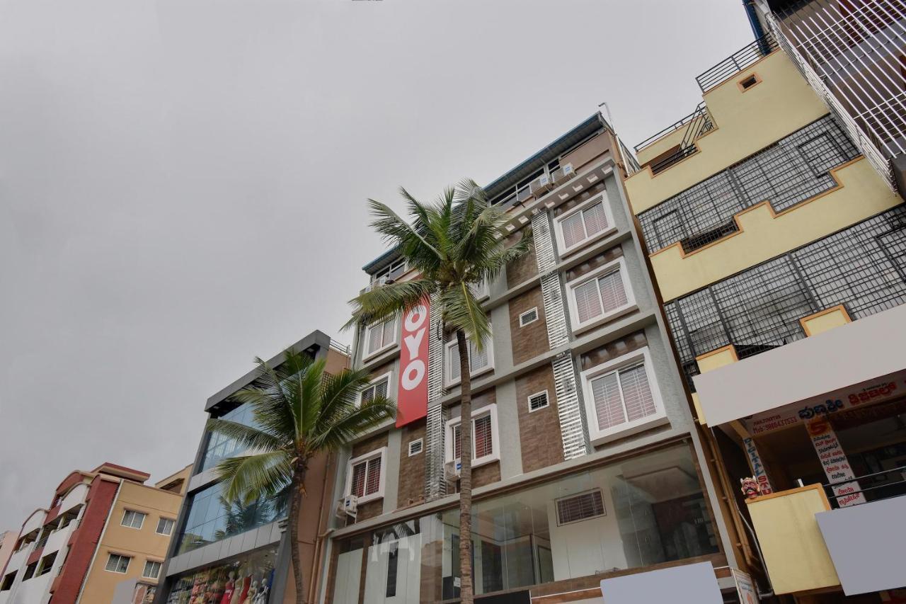 Hotel O Sri Sai Guru Comforts Yelahanka Eksteriør bilde
