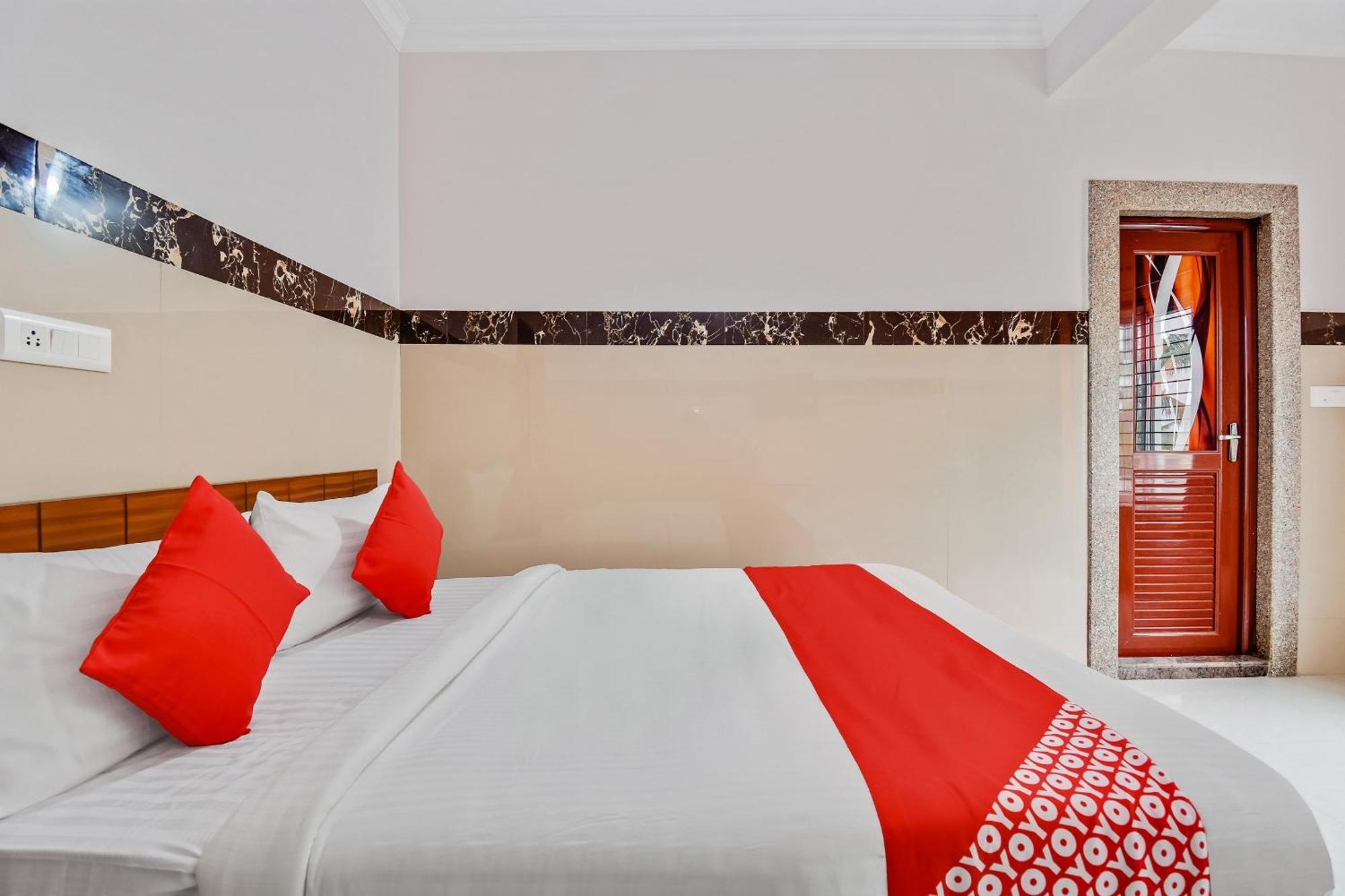 Hotel O Sri Sai Guru Comforts Yelahanka Eksteriør bilde