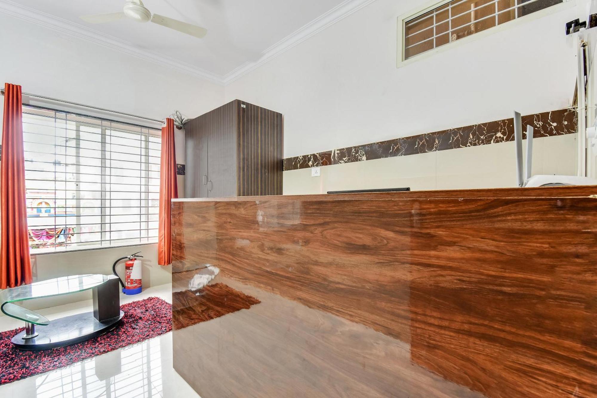 Hotel O Sri Sai Guru Comforts Yelahanka Eksteriør bilde