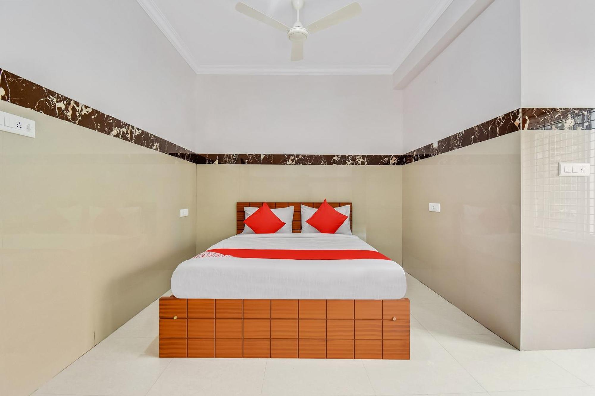 Hotel O Sri Sai Guru Comforts Yelahanka Eksteriør bilde