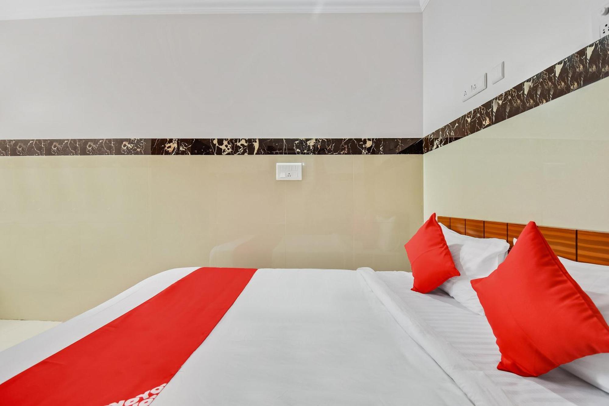 Hotel O Sri Sai Guru Comforts Yelahanka Eksteriør bilde